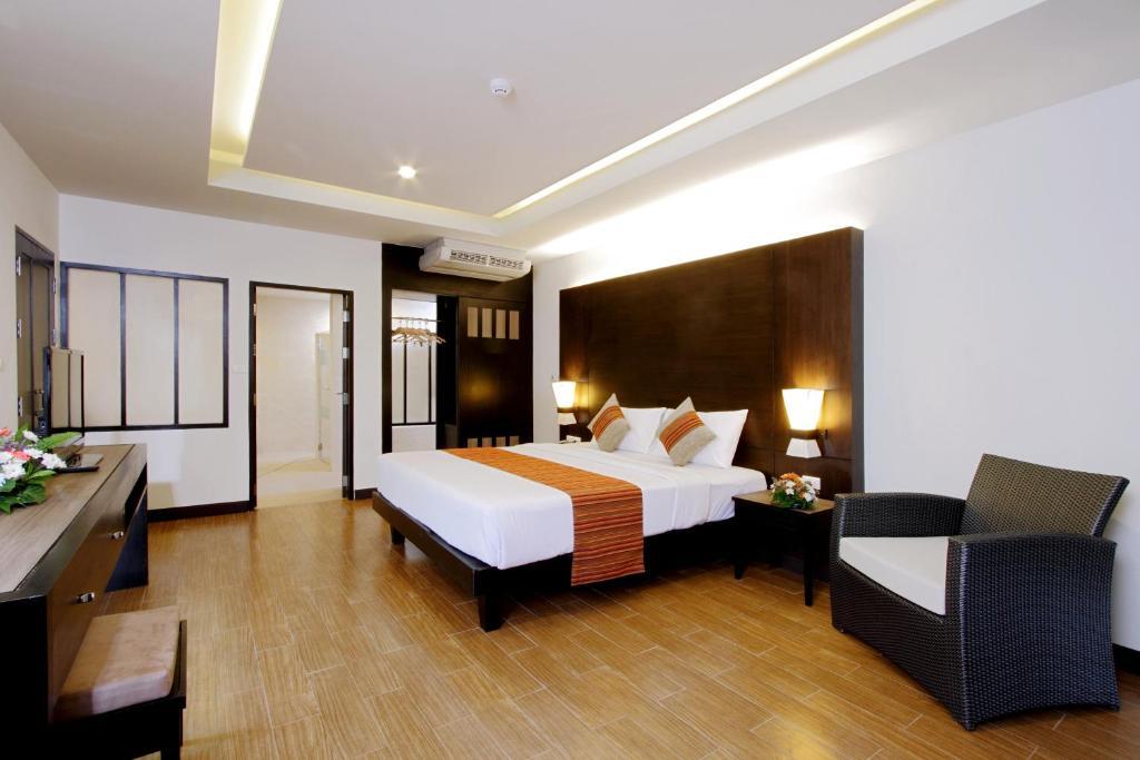 One-Bedroom Suite,63976756:JPEG